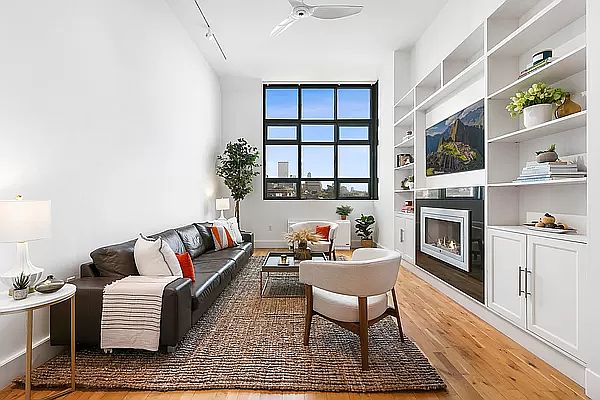 1st image of 360 Furman St #607/608