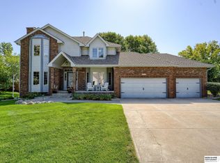 1717 N 129th Avenue Cir, Omaha, NE 68154