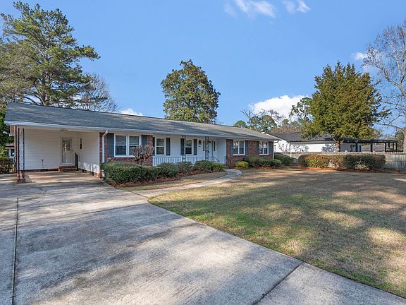 2nd image of 1729 Milton Way