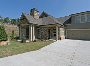 100 Cedarcrest Village Ct, Acworth, GA 30101
