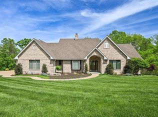 417 Autumn Parc Ct, Fenton, MO 63026