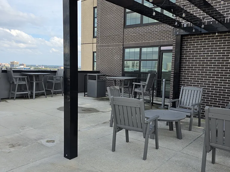 216 Arch St #411 — Photo 28