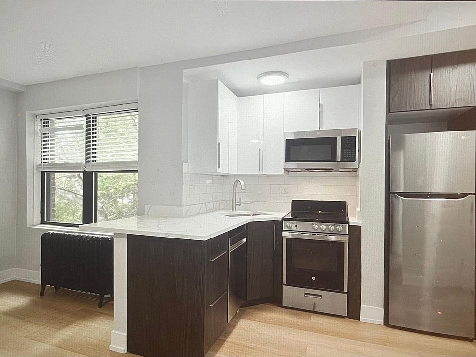 1st image of 6144 N Winthrop Ave APT 201
