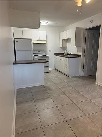 1 bed, 1.0 bath, 1600 sqft, $1,195 — Photo 2