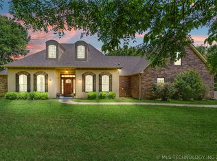 13559 E 463rd Rd, Claremore, OK 74017