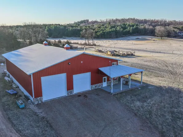 E2985 Bunker Rd, Waupaca, WI 54981