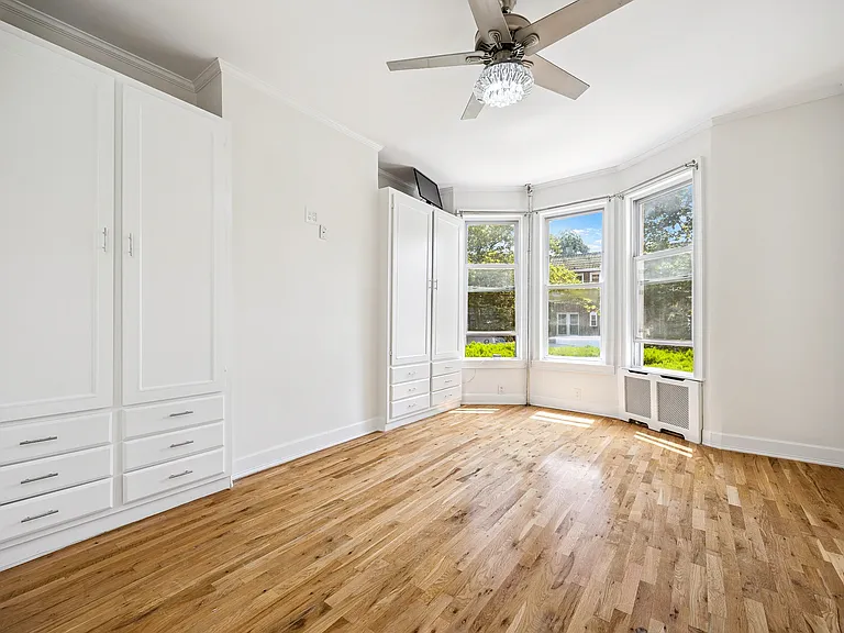365 Rutland Rd #2F — Photo 1