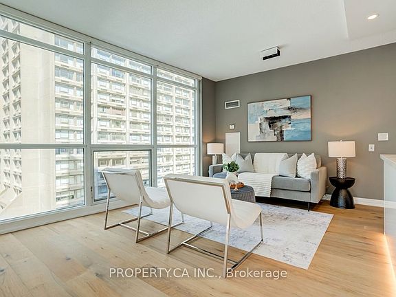 2nd image of 1121 Bay St Unit 904