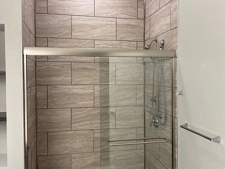 Metreau Apartments — Photo 51