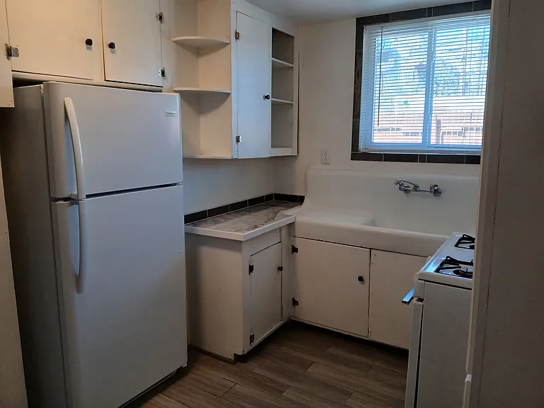 1853 Mann St #4 — Photo 14