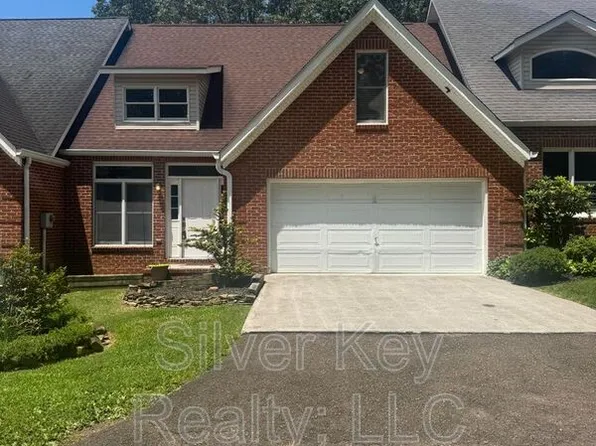 136 S Matlock Ave, Athens, TN 37303