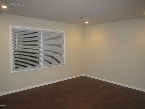 3rd image of 1742 Donlee Dr