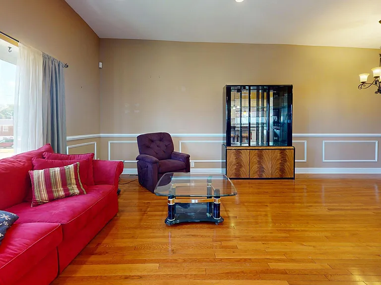 8902 Blue Grass Rd — Photo 50