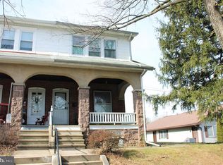 102 N Wyomissing Ave, Shillington, PA 19607