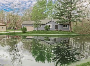 13310 Cedar Acres Dr, Chesterland, OH 44026