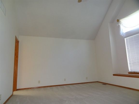 5th image of 2226 N Regency Lakes Ct