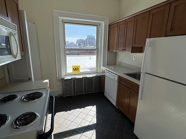 465 Park Dr #20 — Photo 5