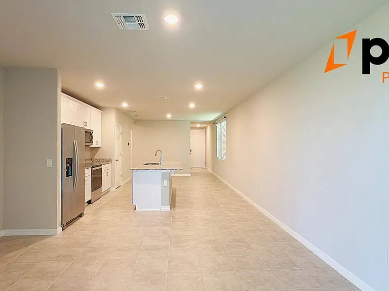 862 Rivers Crossing St — Photo 6