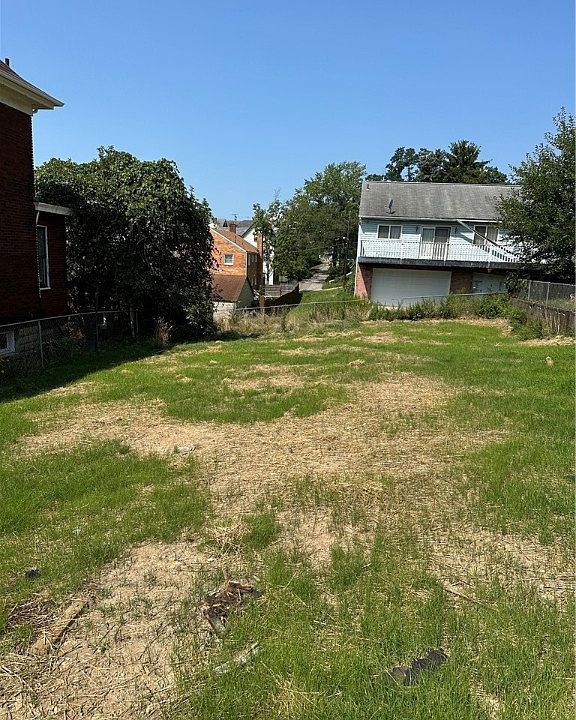 2nd image of 136 Rinne St