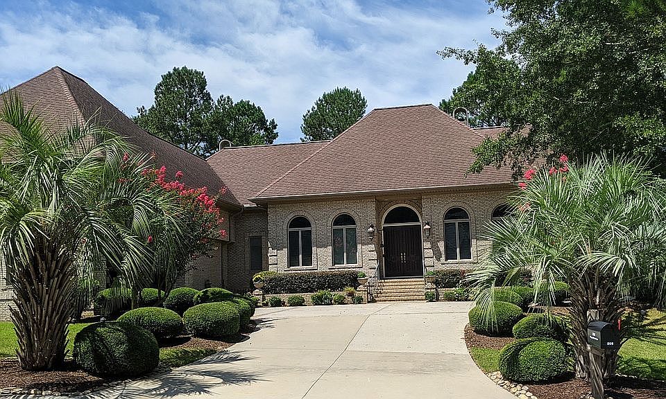 1st image of 208 Winged Elm Cir