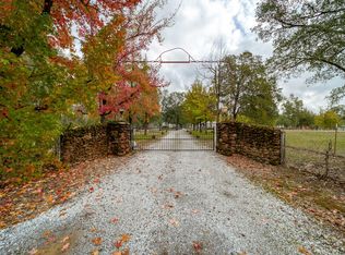 11317 E Stillwater Way, Redding, CA 96003
