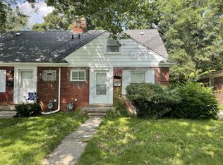 19005 Moross Rd, Grosse Pointe, MI 48224