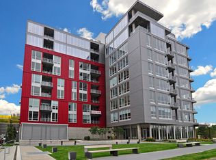 901 2nd St S #305, Minneapolis, MN 55415