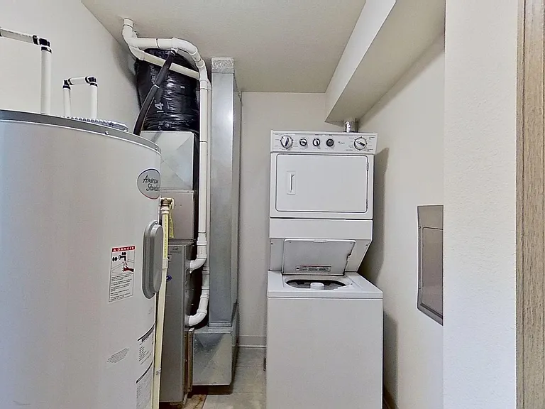 312 E Gate Dr #20 — Photo 11
