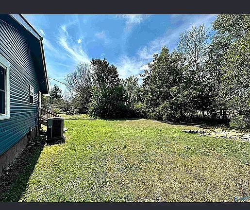 5th image of 93 Hodges St