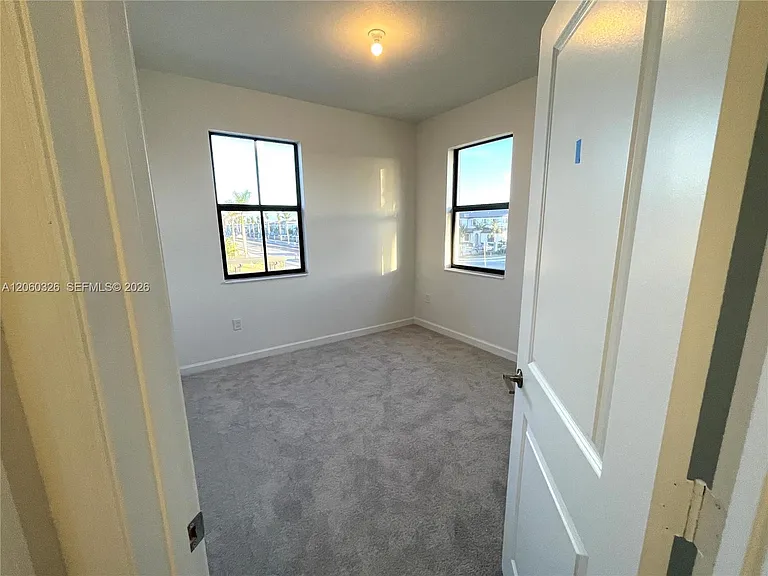 23172 SW 130th Ave #23172 — Photo 7