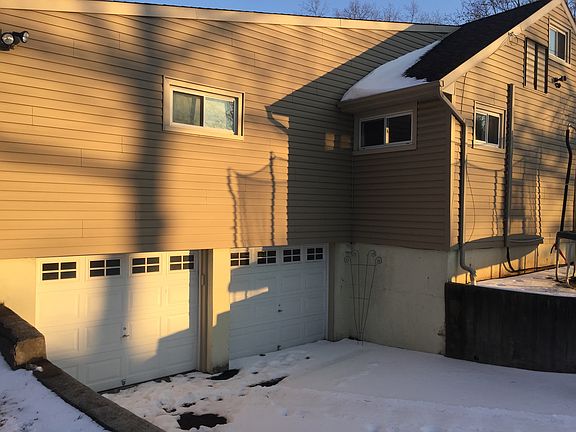 2 Car Garage