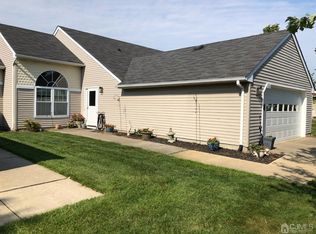 566 B Ardmore Rd, Monroe Township, NJ 08831