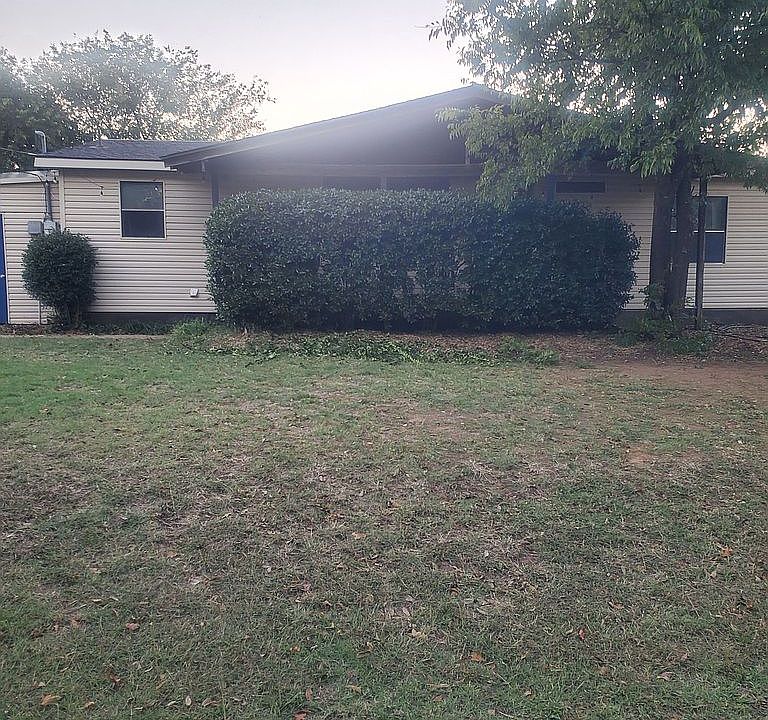 2nd image of 620 Whisperview Cir