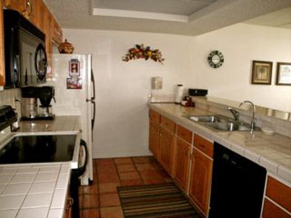 3rd image of 110 E Verna Jean Dr APT 210