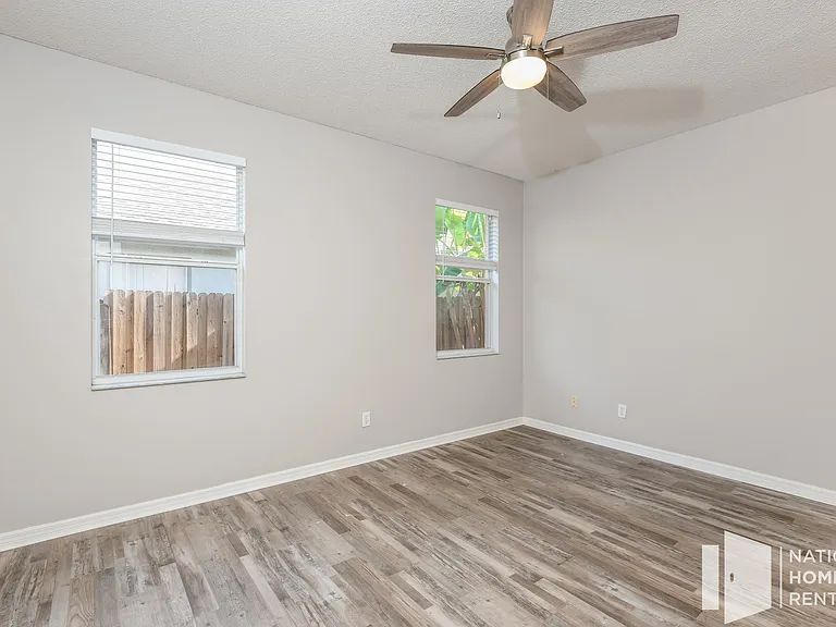 3725 Shawn Cir — Photo 7