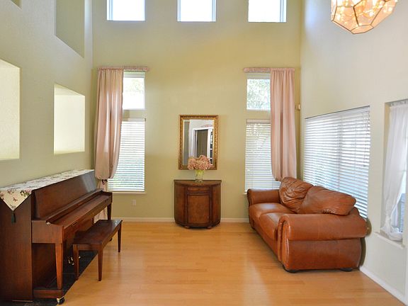 2nd image of 259 Stetson Dr