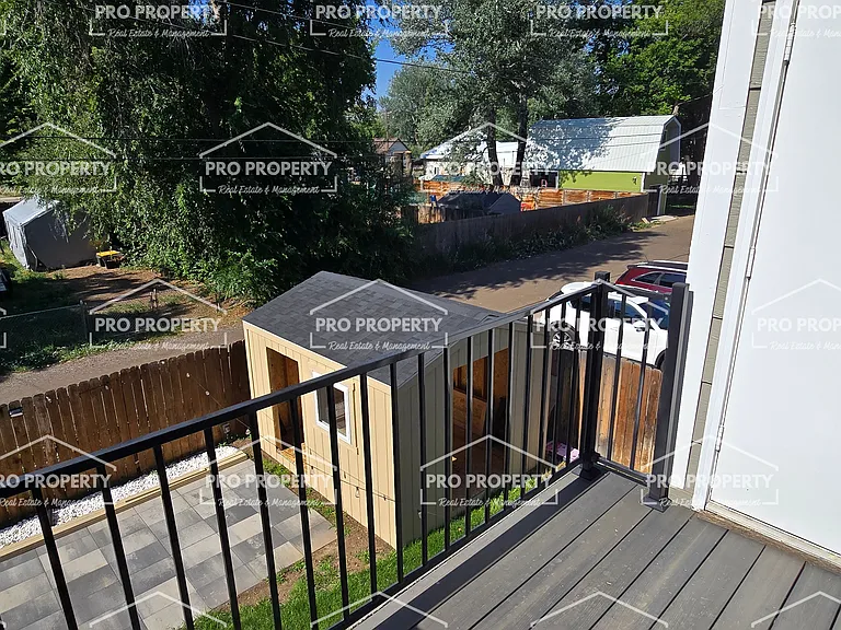 1506 E 5th St — Photo 18
