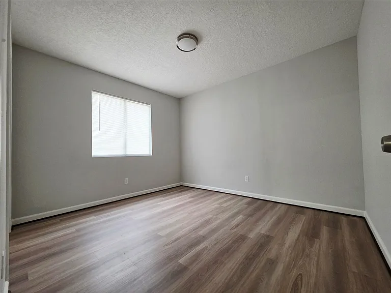 9713 Yuma St — Photo 12
