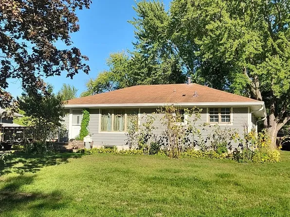 6436 Noble Ave N, Brooklyn Center, MN 55429