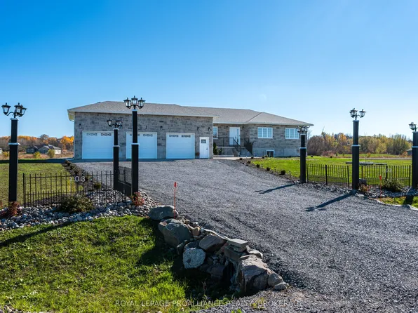 103 Hineman St, Kingston, ON K7L 0G2