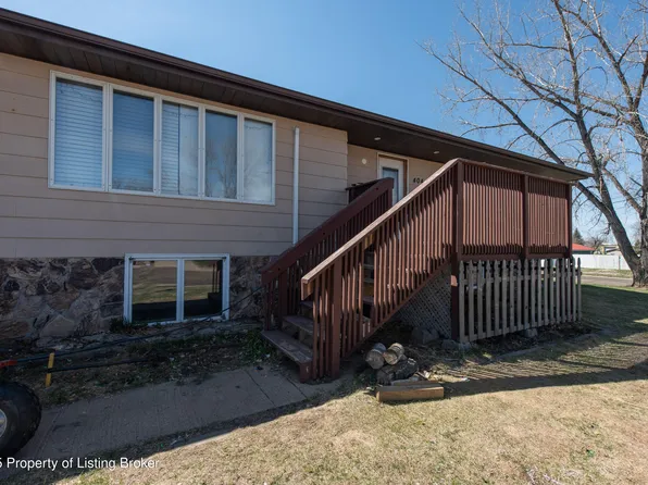 404 Violet Ave NW, South Heart, ND 58655