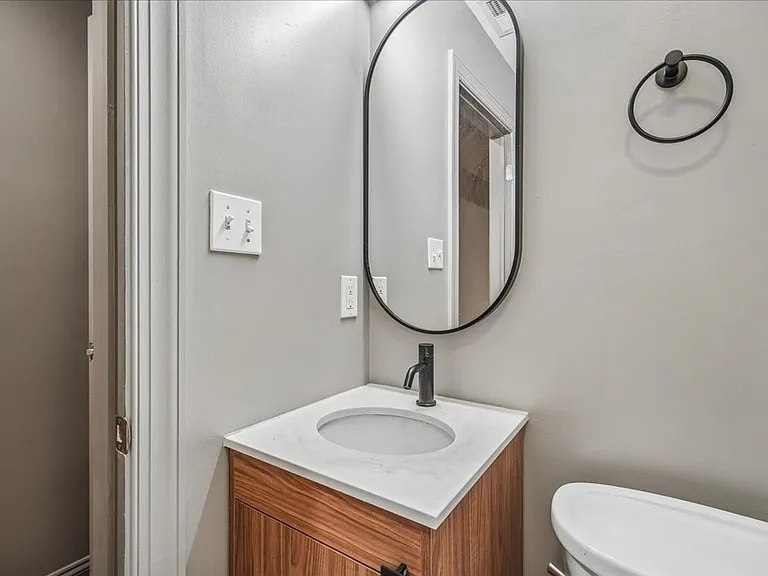 1317 Harvard St NW #1 — Photo 14
