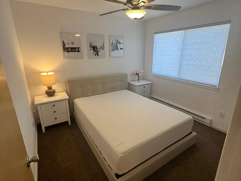 Second upstairs bedroom (2 of 4)