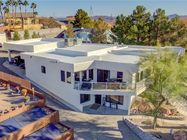 1433 Pueblo Dr, Boulder City, NV 89005