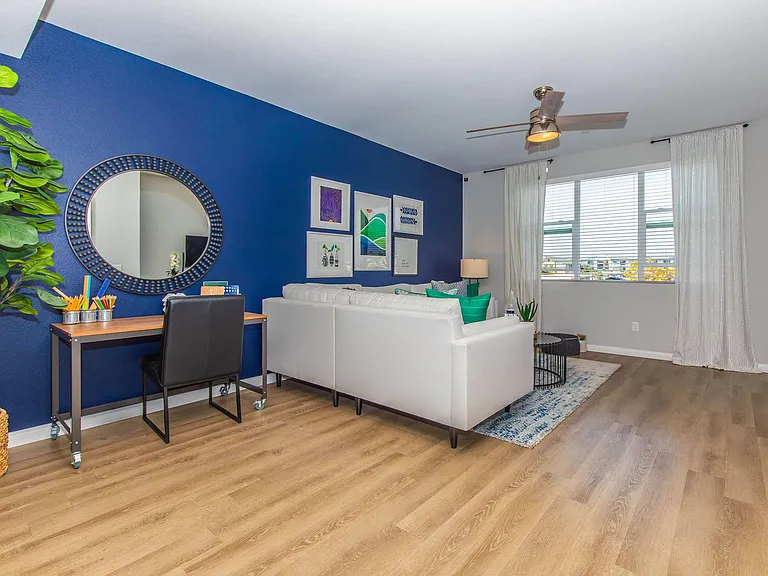 Azure Apartments — Photo 48