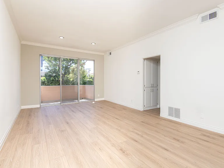 11757 Kiowa Ave #1 — Photo 2