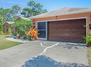 470 Galhouse St SW, Palm Bay, FL 32908