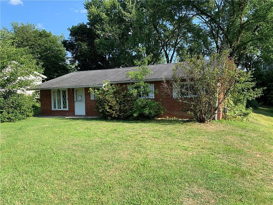 1st image of 69 Dover Dr