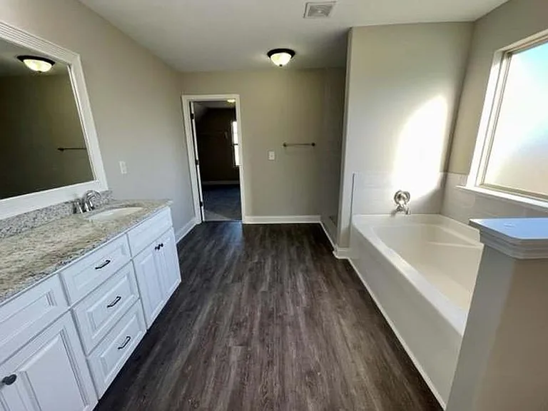 26 Bradley Dr — Photo 31