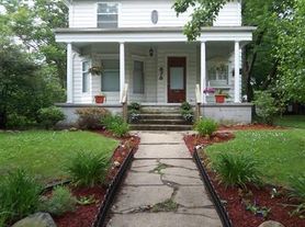 678 Crosby St, Akron, OH